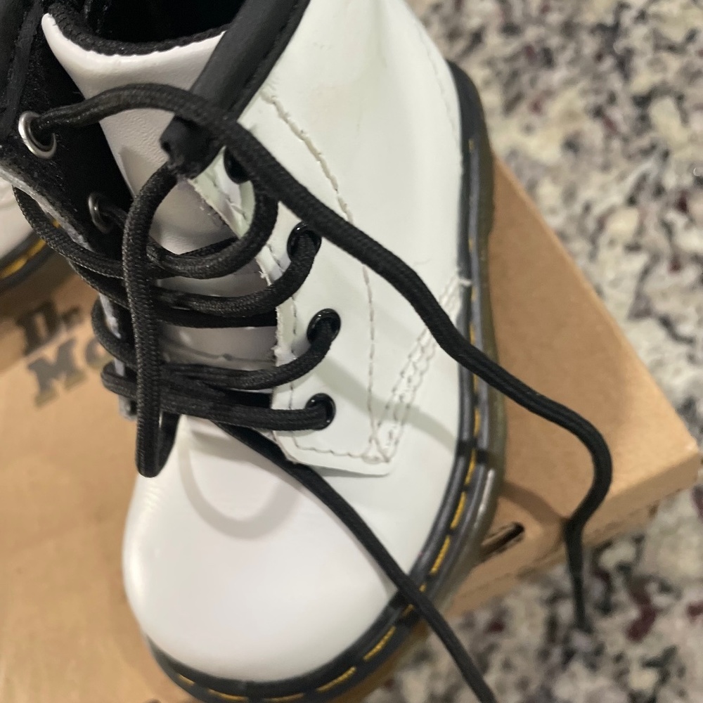 Infant Dr Marten